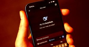 Senator Proposes Prison Time for Americans Using Chinese AI Chatbot